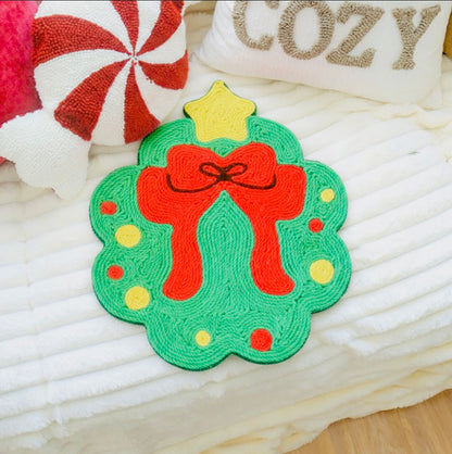 Grattoir de Noël pour chat "Sapin, Pain d’Épice ou Couronne" – La Magie de Noël à Griffer !